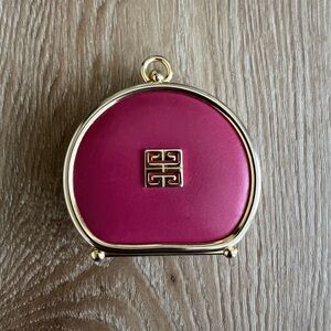 GIVENCY Vintage Pink Leather Folded Coin Purse